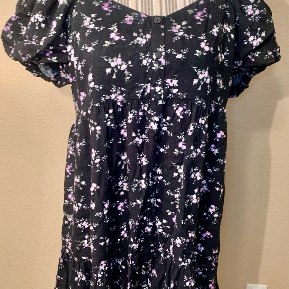 Wild Fable Boho Dress Medium Black Floral Purple Green Flowy Puff Sleeves - Picture 3 of 16
